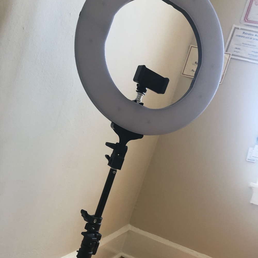 Ring light
